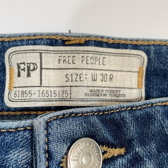 Free People Jeans Size 30 NWT High Rise Flare Crop Denim - Picture 3 of 10